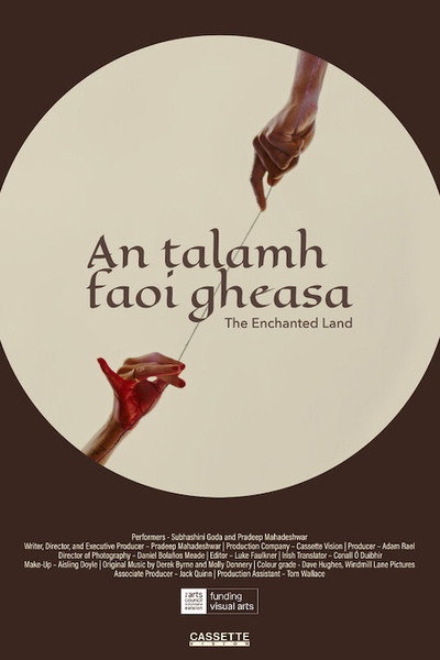 Póster de An Talamh Faoi Gheasa - The Enchanted Land