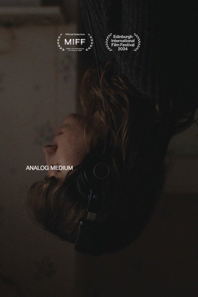 Póster de Analog Medium