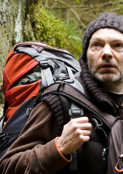 Póster de And Then He Became a Moutain