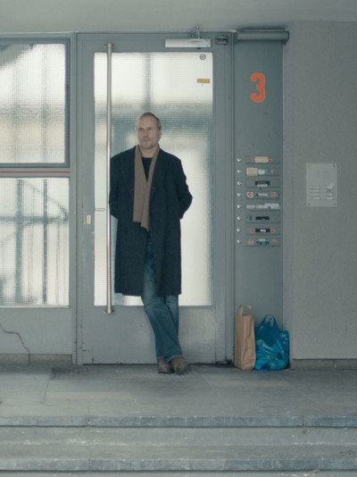 Póster de At the Door