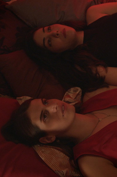 Póster de Between Her
