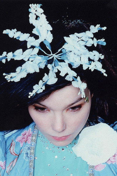Póster de Björk: The Creative Universe of a Music Missionary