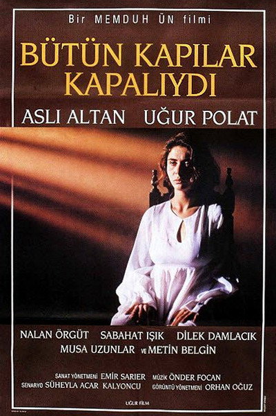 Póster de Bütün Kapilar Kapaliydi