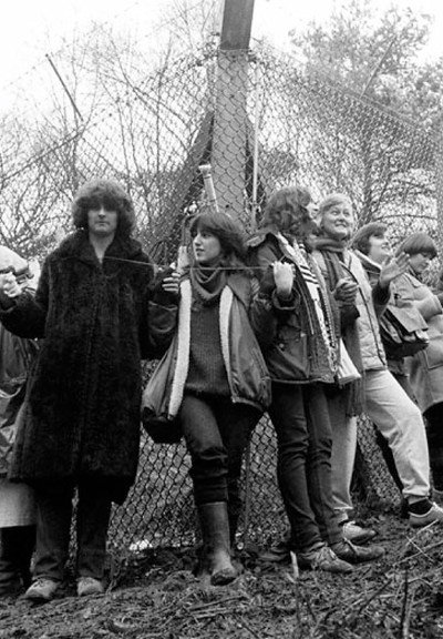 Póster de Carry Greenham Home