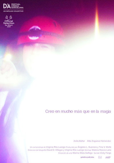 Póster de Creo en mucho más que en la magia