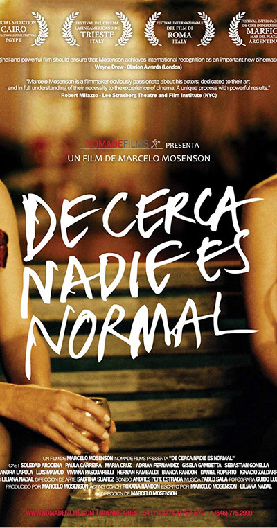 Póster de De cerca nadie es normal