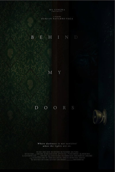 Póster de Detrás de mis puertas