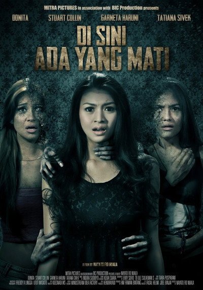 Póster de Di Sini Ada Yang Mati