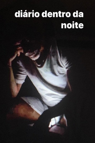 Póster de Diário dentro da noite