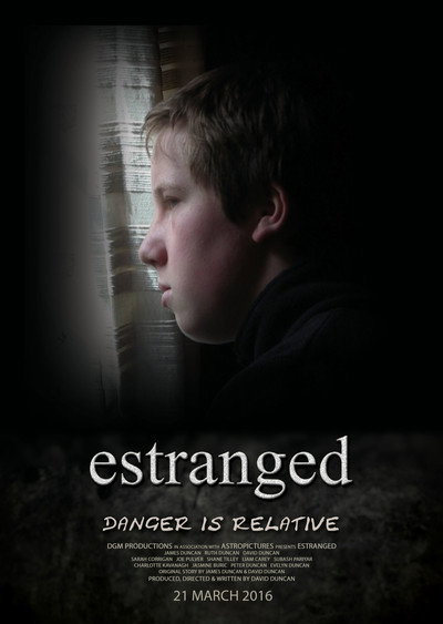 Póster de Estranged