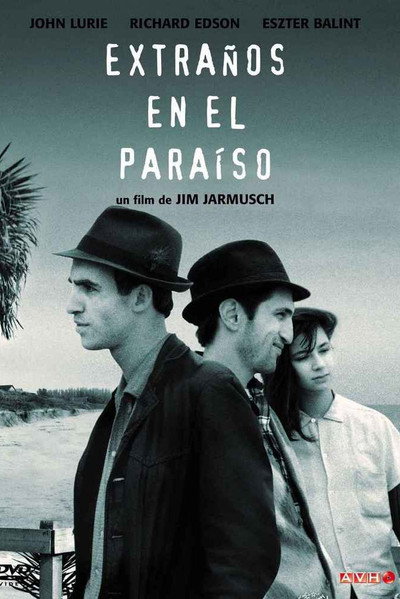 Extraños en el paraíso