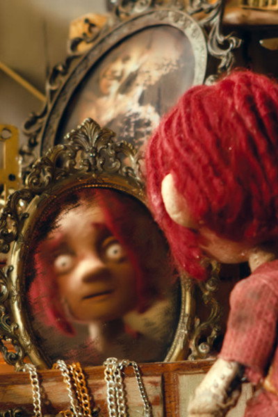 Póster de Fixing Luka