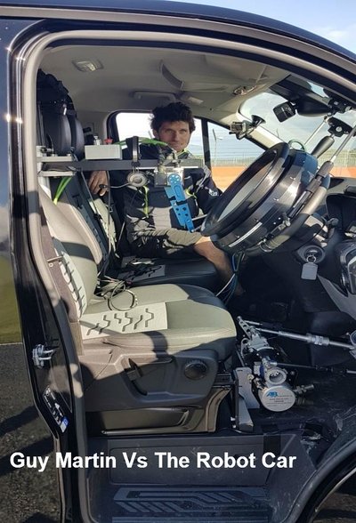 Póster de Guy Martin vs. The Robot Car