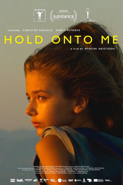 Póster de Hold Onto Me