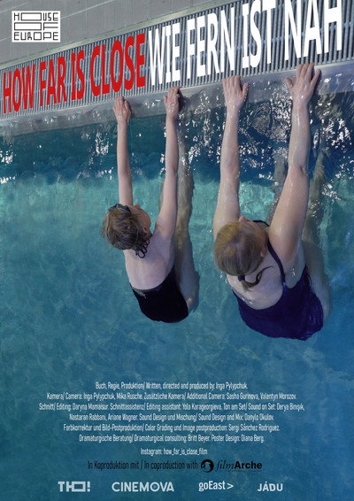 Póster de How Far Is Close