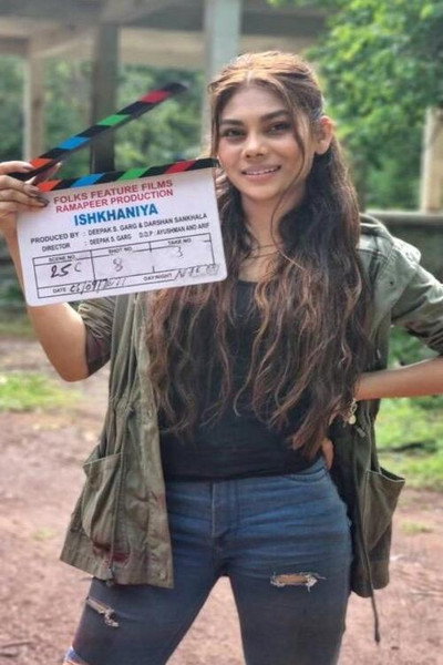 Póster de Ishkhaniya