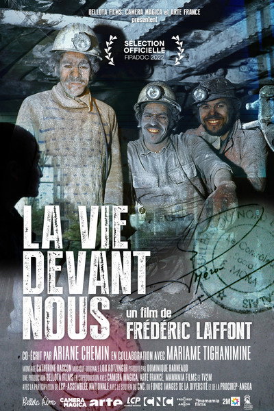 Póster de La vie devant nous