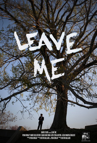 Póster de Leave Me