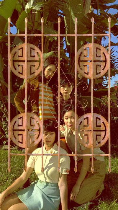 Póster de Lily Chan & the Doom Girls