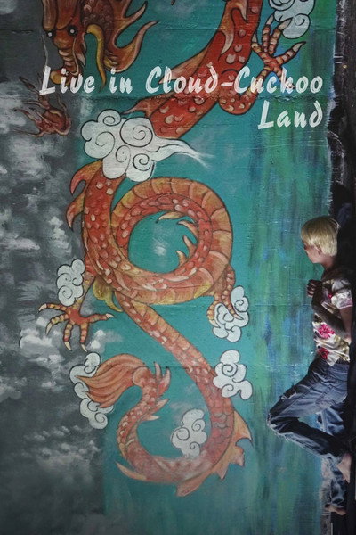 Póster de Live in Cloud-Cuckoo Land
