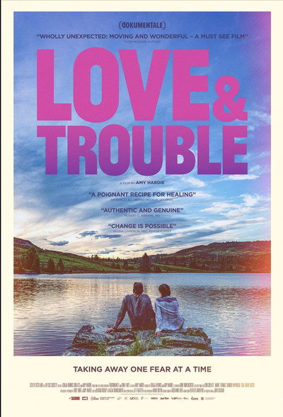 Póster de Love & Trouble