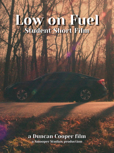 Póster de Low on Fuel