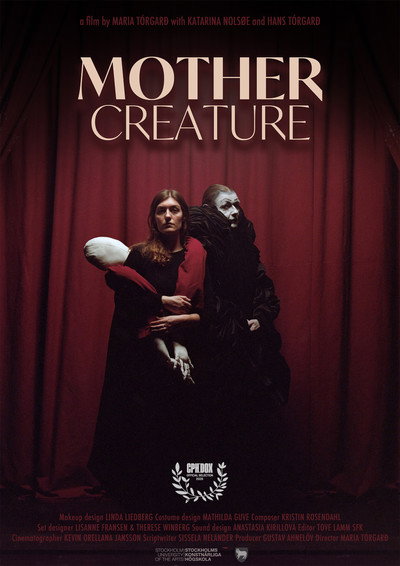 Póster de Mother Creature