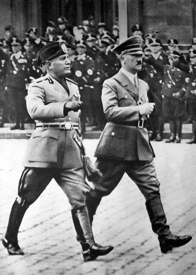 Póster de Mussolini Visits Hitler