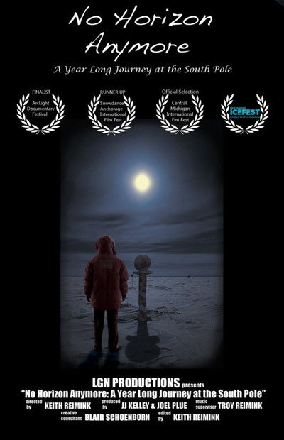 Póster de No Horizon Anymore; A Year Long Journey at the Bottom of the World