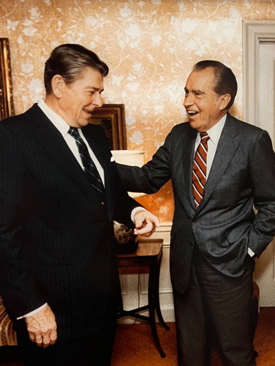 Póster de Ronald Reagan and Richard Nixon on Camera