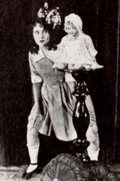 Póster de Saving Sister Susie