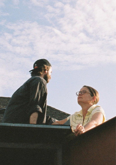 Póster de Searching for a Mutual Composition