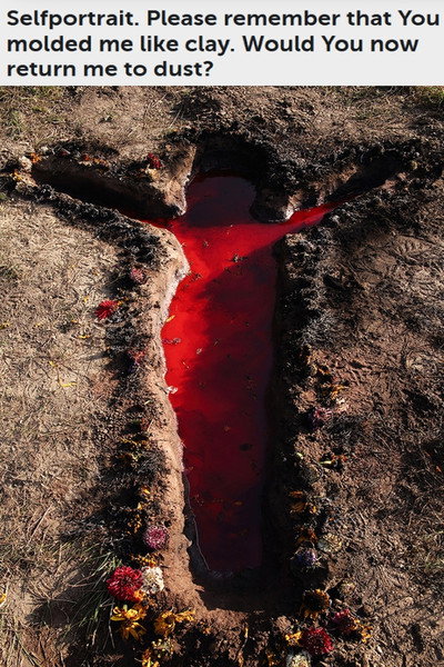 Póster de Selfportrait. Please remember that You molded me like clay. Would You now return me to dust?