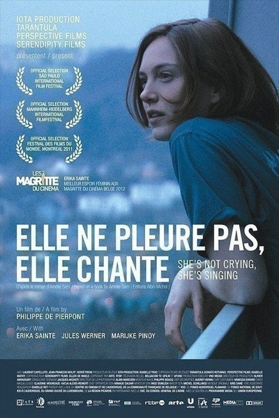 Póster de She Is Not Crying, She Is Singing