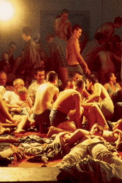 Póster de Slaves in Paradise