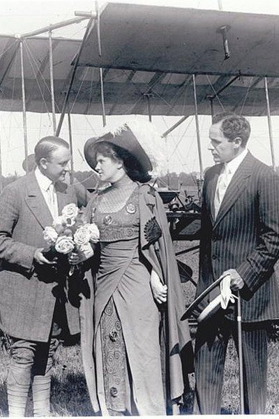 Póster de The Aviator and the Journalist's Wife