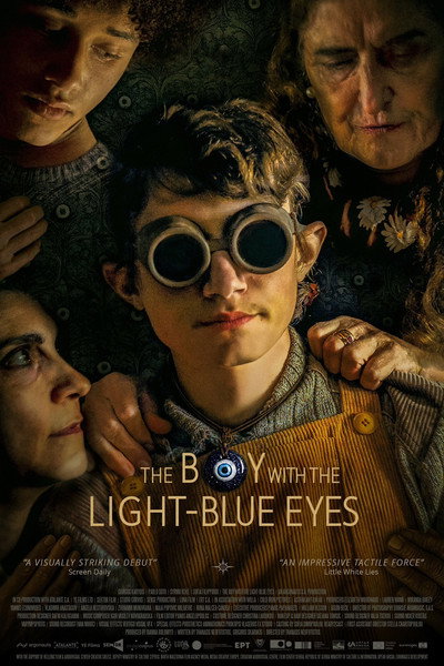 Póster de The Boy with the Light-Blue Eyes