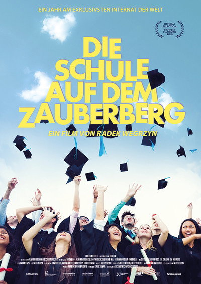 Póster de The School on Magic Mountain