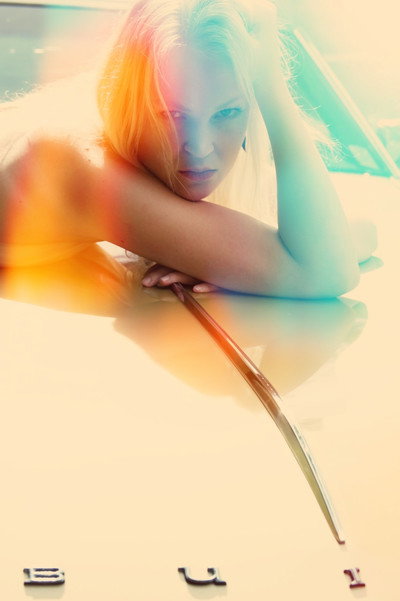 Póster de The Sky Is Blue With Lies: Tribeca Phaedra