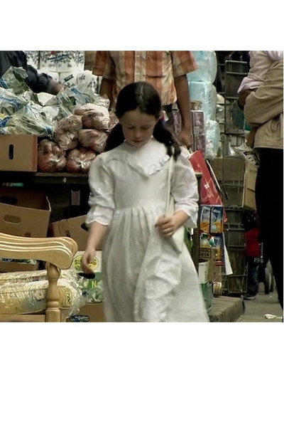 Póster de The White Dress