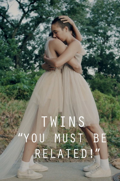 Póster de TWINS 'You must be related!'