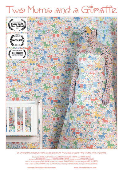 Póster de Two Mums and a Giraffe