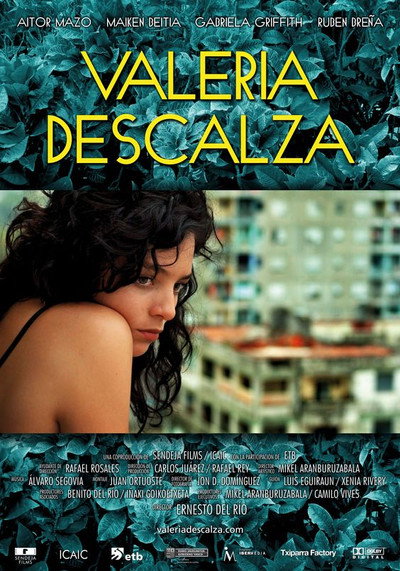 Póster de Valeria descalza