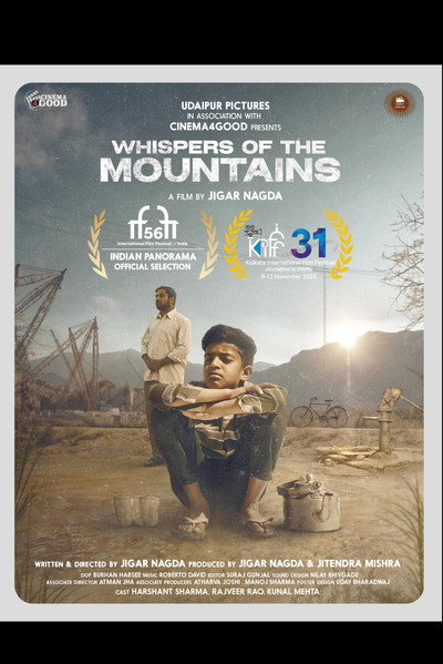 Póster de Whispers of the Mountains