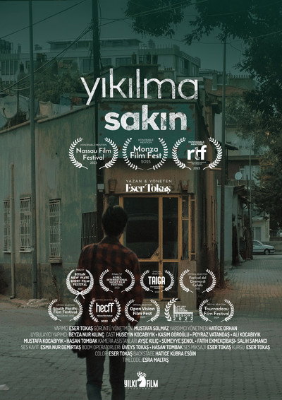 Póster de Yikilma Sakin