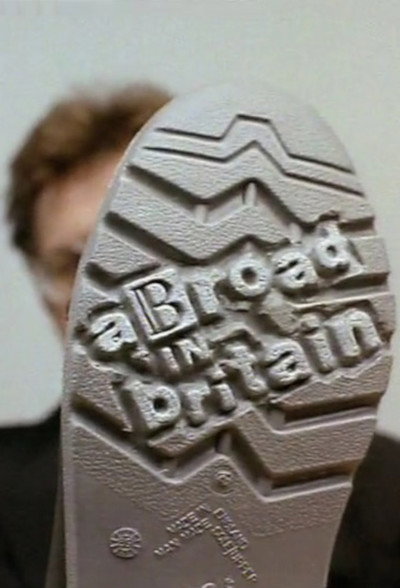 Póster de Abroad in Britain