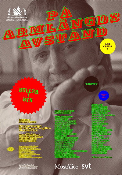 Póster de At Arm's Length