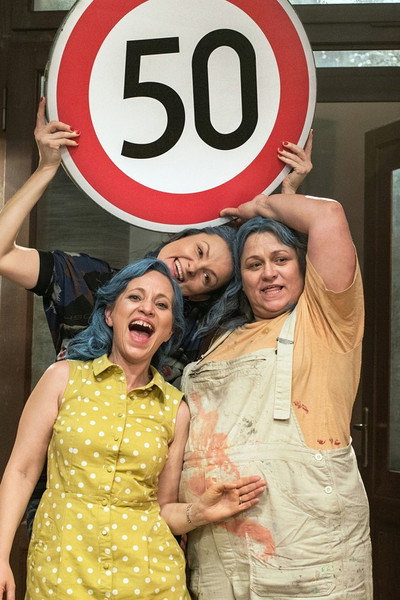 Póster de Fifty and Embarrassing