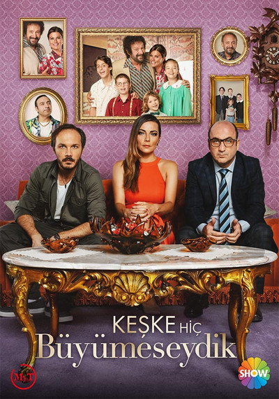Póster de Keske Hiç Büyümeseydik