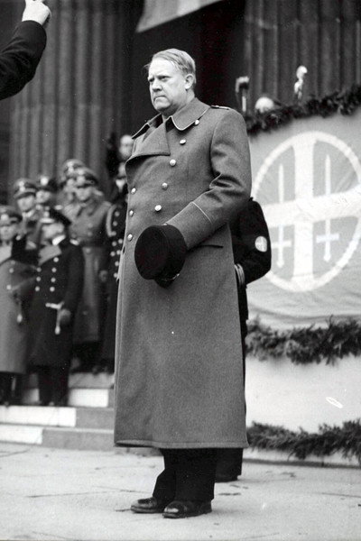 Póster de Vidkun Quisling et liv - en rettssak